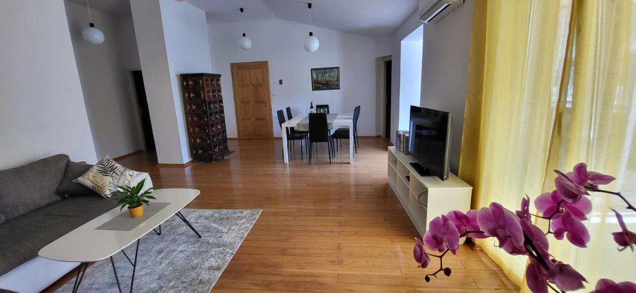 Apartment Petra Pekica Pula Exterior foto